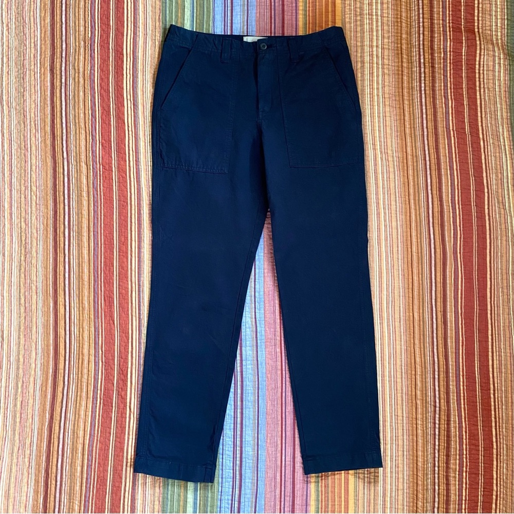Everlane Men’s cotton/linen navy blue utility pants